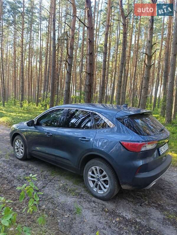 Позашляховик / Кросовер Ford Escape 2020 в Рава-Руській