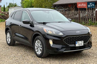 Внедорожник / Кроссовер Ford Escape 2021 в 