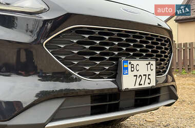 Внедорожник / Кроссовер Ford Escape 2021 в 