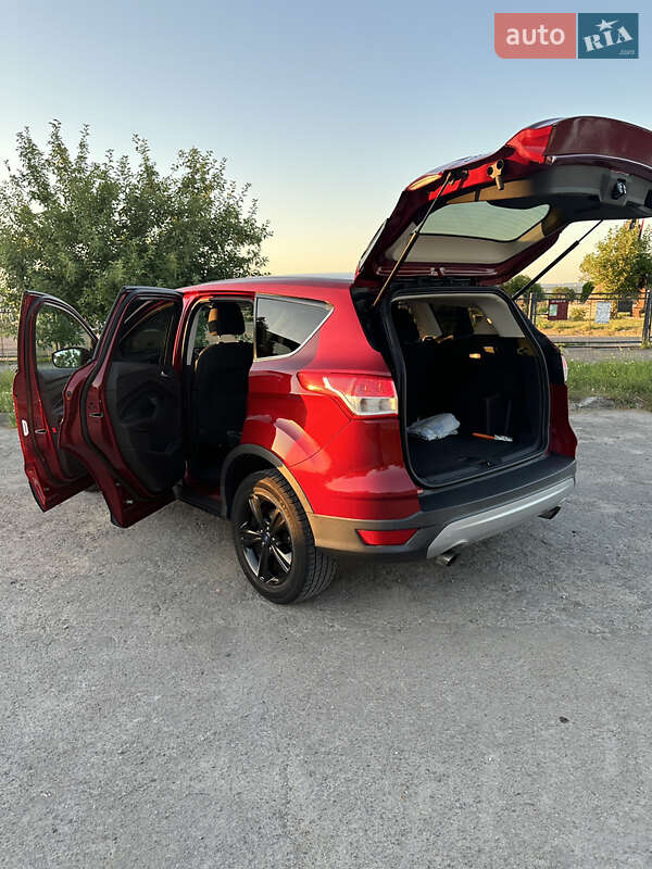 Внедорожник / Кроссовер Ford Escape 2015 в Золочеве фото 3 Внедорожник / Кроссовер Ford Escape 2015 в Золочеве