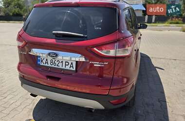 Внедорожник / Кроссовер Ford Escape 2015 в 