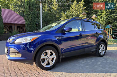 Внедорожник / Кроссовер Ford Escape 2015 в 