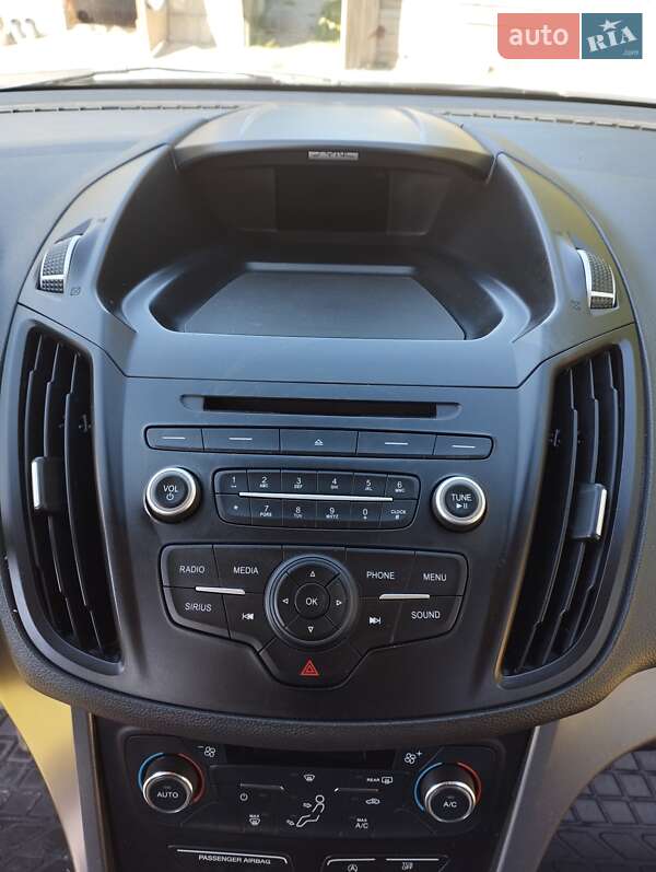 Внедорожник / Кроссовер Ford Escape 2017 в Кременце