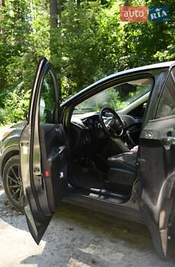 Внедорожник / Кроссовер Ford Escape 2014 в 