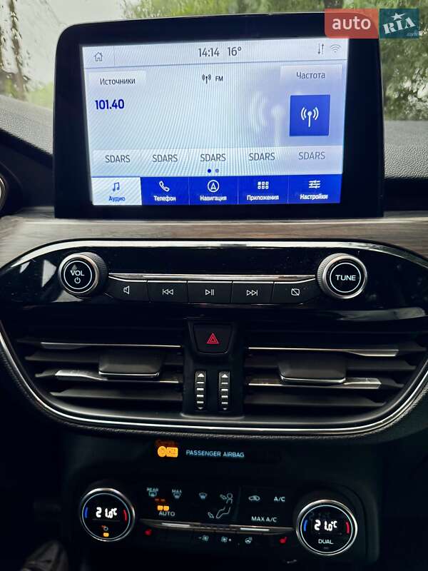 Внедорожник / Кроссовер Ford Escape 2020 в Сумах