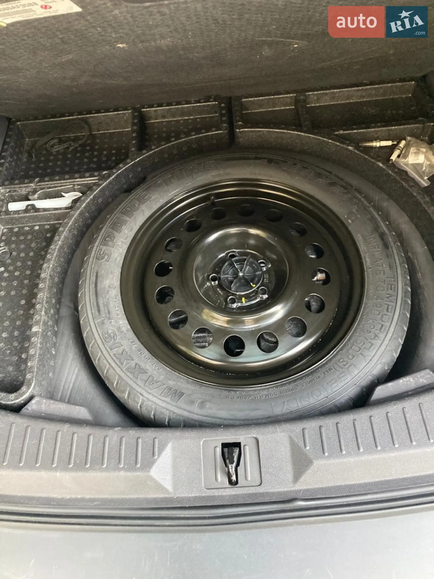2012 Ford Escape - мініатюра 3