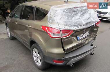 Внедорожник / Кроссовер Ford Escape 2013 в 
