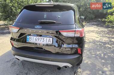 Внедорожник / Кроссовер Ford Escape 2021 в 