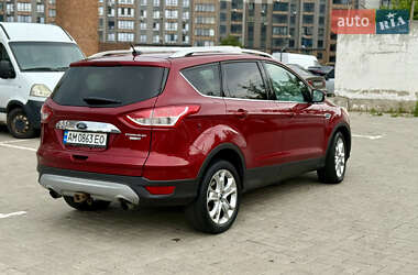 Внедорожник / Кроссовер Ford Escape 2014 в 