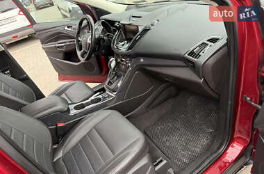 Внедорожник / Кроссовер Ford Escape 2014 в 