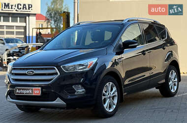 Внедорожник / Кроссовер Ford Escape 2017 в 