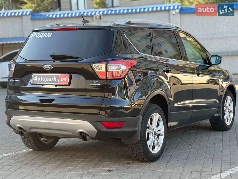 Позашляховик / Кросовер Ford Escape 2017 в Одесі