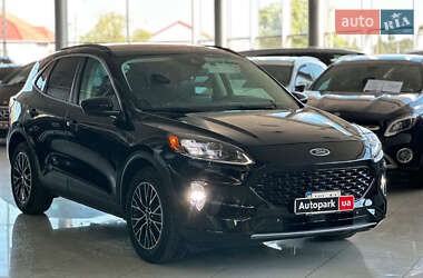 Позашляховик / Кросовер Ford Escape 2022 в 