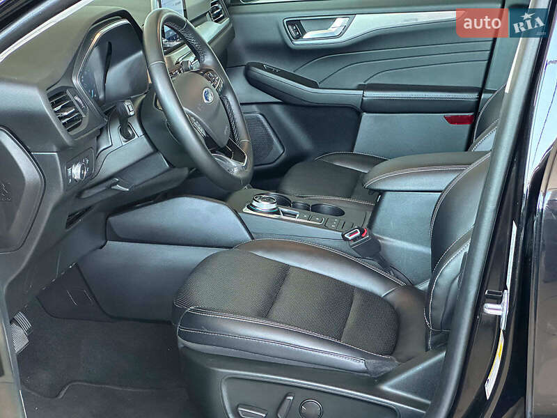 Внедорожник / Кроссовер Ford Escape 2022 в Одессе
