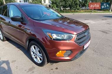 Внедорожник / Кроссовер Ford Escape 2017 в Сумах