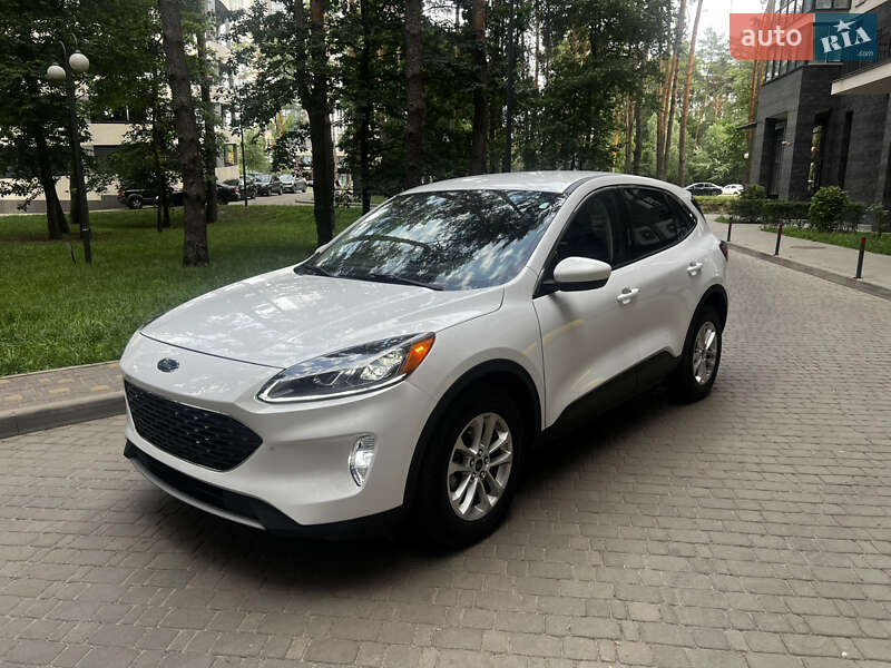 Позашляховик / Кросовер Ford Escape 2021 в Броварах