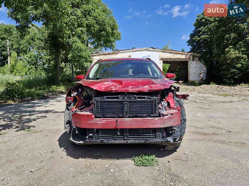 Внедорожник / Кроссовер Ford Escape 2020 в Умани