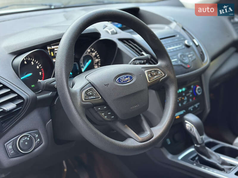 Внедорожник / Кроссовер Ford Escape 2018 в Дрогобыче