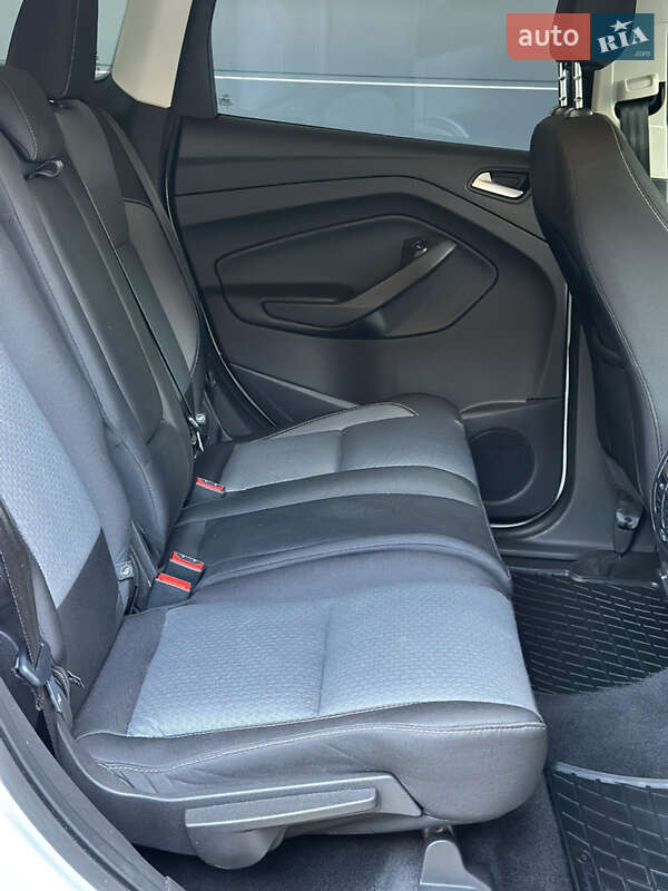 Внедорожник / Кроссовер Ford Escape 2018 в Дрогобыче