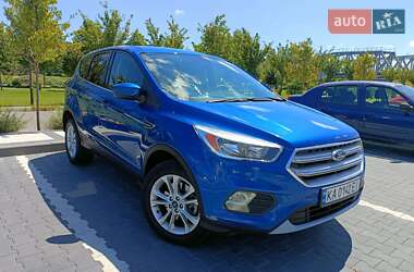 Внедорожник / Кроссовер Ford Escape 2019 в Киеве
