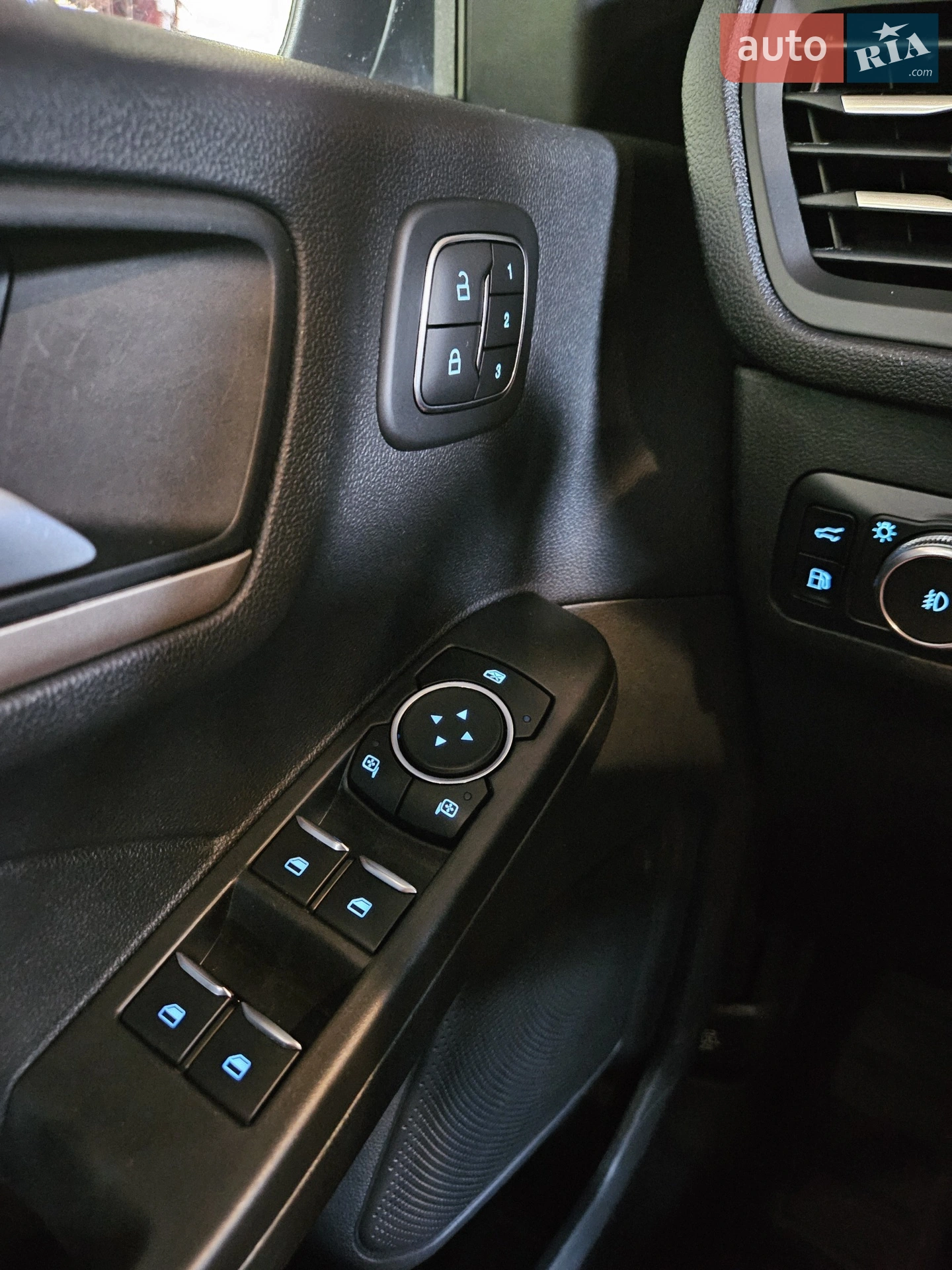 2021 Ford Escape - мініатюра 39