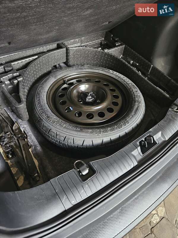 Внедорожник / Кроссовер Ford Escape 2021 в Киеве фото 43 Внедорожник / Кроссовер Ford Escape 2021 в Киеве