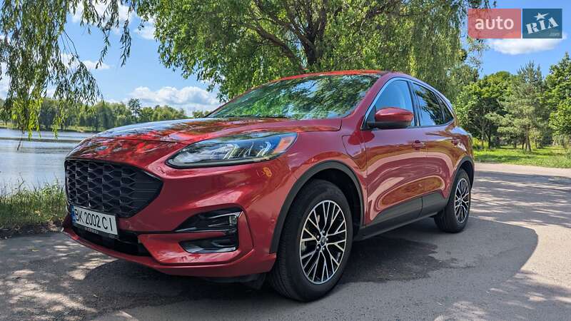 Внедорожник / Кроссовер Ford Escape 2021 в Ровно