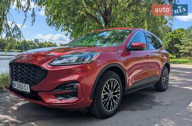 Внедорожник / Кроссовер Ford Escape 2021 в 