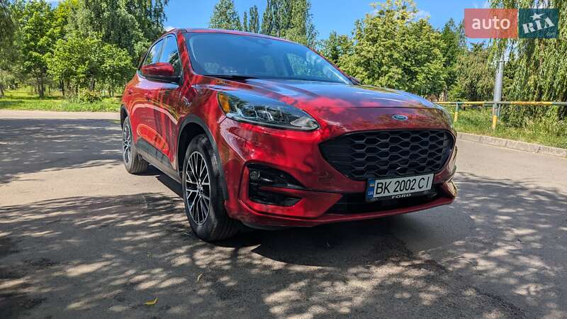 Внедорожник / Кроссовер Ford Escape 2021 в Ровно