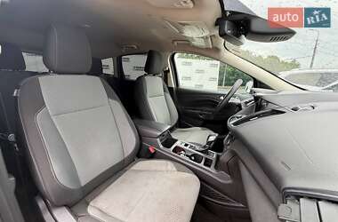 Внедорожник / Кроссовер Ford Escape 2019 в 