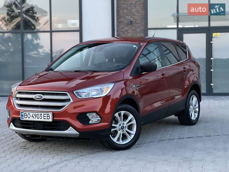 Внедорожник / Кроссовер Ford Escape 2018 в Тернополе