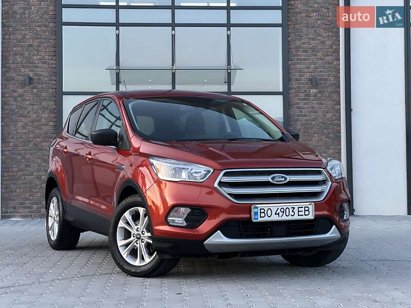 Внедорожник / Кроссовер Ford Escape 2018 в Тернополе