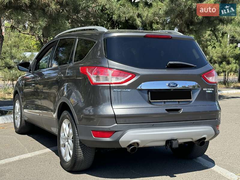 Внедорожник / Кроссовер Ford Escape 2015 в Одессе