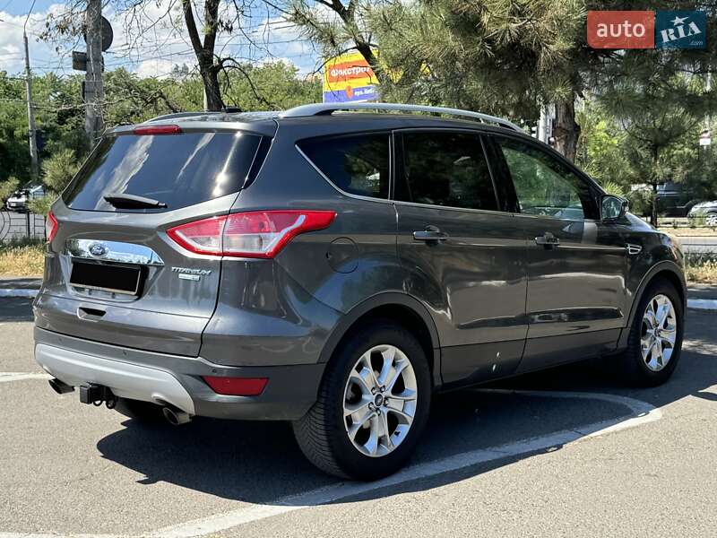 Внедорожник / Кроссовер Ford Escape 2015 в Одессе