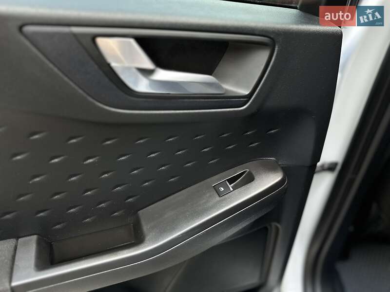 Позашляховик / Кросовер Ford Escape 2020 в Києві