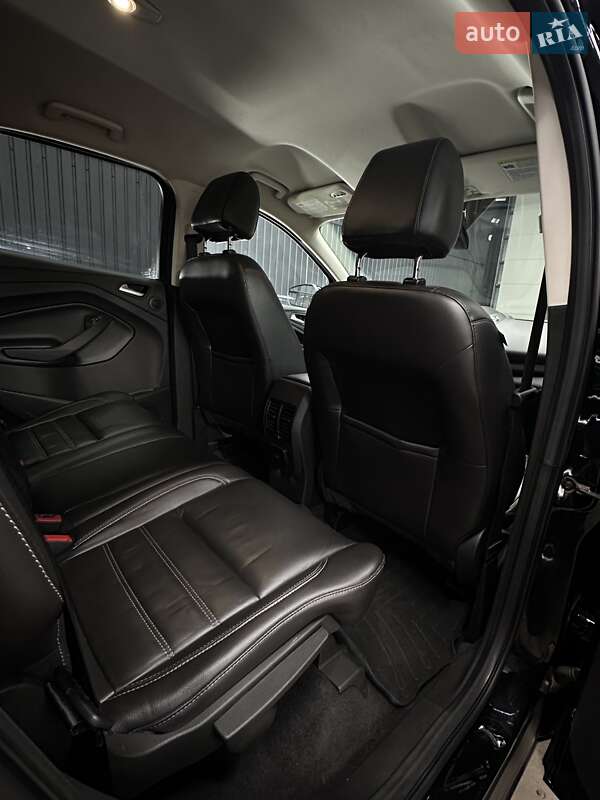Внедорожник / Кроссовер Ford Escape 2016 в Одессе
