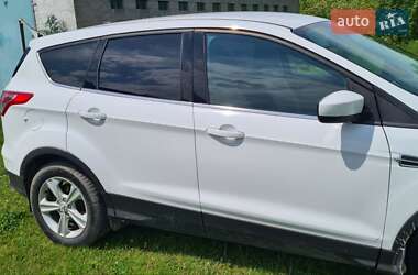 Внедорожник / Кроссовер Ford Escape 2014 в 