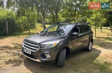 Позашляховик / Кросовер Ford Escape 2017 в 