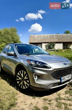 Внедорожник / Кроссовер Ford Escape 2021 в 