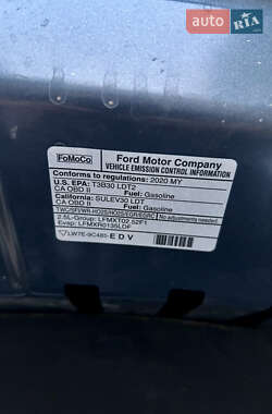 Внедорожник / Кроссовер Ford Escape 2020 в 