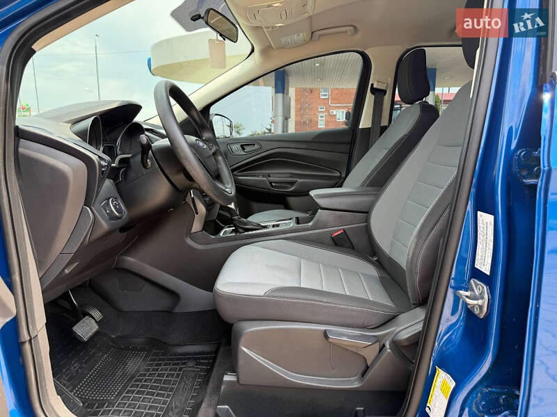 Позашляховик / Кросовер Ford Escape 2019 в Сумах