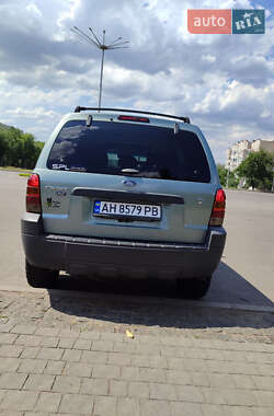 Внедорожник / Кроссовер Ford Escape 2006 в 