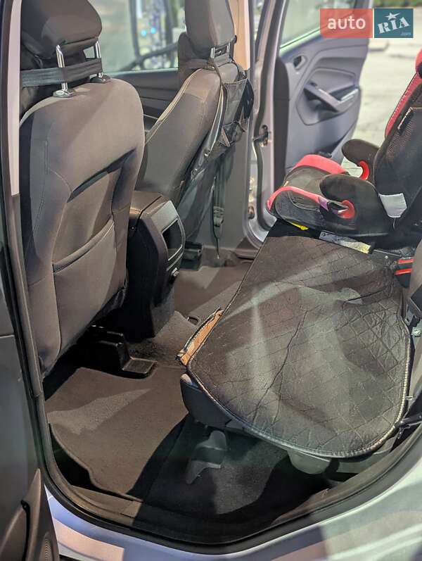 Внедорожник / Кроссовер Ford Escape 2017 в Тернополе фото 9 Внедорожник / Кроссовер Ford Escape 2017 в Тернополе