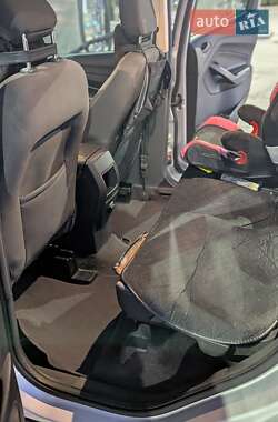 Внедорожник / Кроссовер Ford Escape 2017 в 