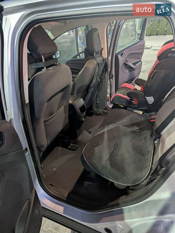 Внедорожник / Кроссовер Ford Escape 2017 в Тернополе фото 17 Внедорожник / Кроссовер Ford Escape 2017 в Тернополе