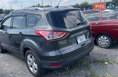 Внедорожник / Кроссовер Ford Escape 2014 в 