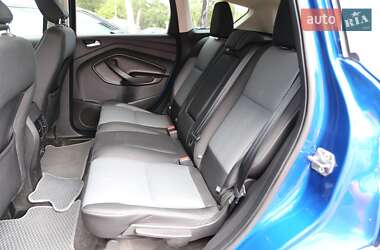 Внедорожник / Кроссовер Ford Escape 2019 в 