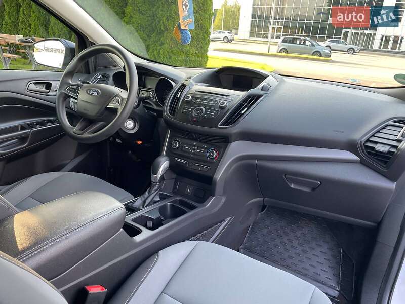 Позашляховик / Кросовер Ford Escape 2018 в Києві