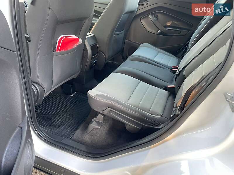 Позашляховик / Кросовер Ford Escape 2018 в Києві