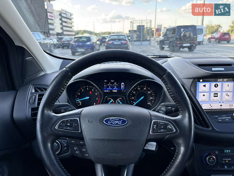 Внедорожник / Кроссовер Ford Escape 2016 в Киеве